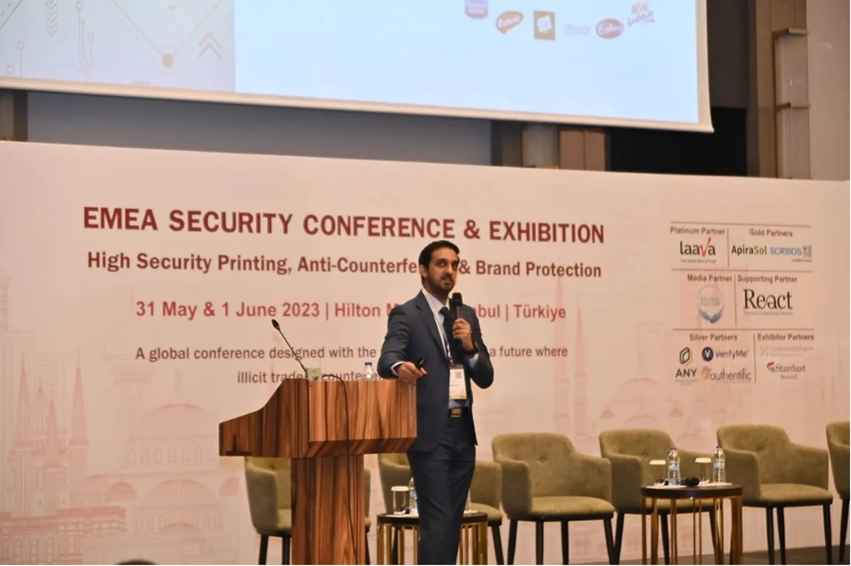 Haroon Ali speaking at the EMEA Security Conference and Exhibition in Istanbul